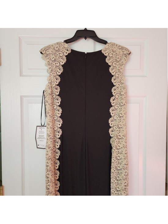 Xscape Dresses & Skirts - Women's Xscape Black and Beige Lace  Dress - formal, size 18W